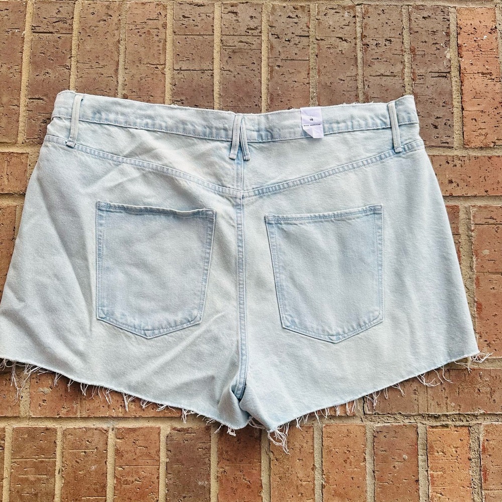Good American Women's Light Blue Solid Cotton Mid Rise Cut Off Shorts Size 15 - Picture 2 of 4
